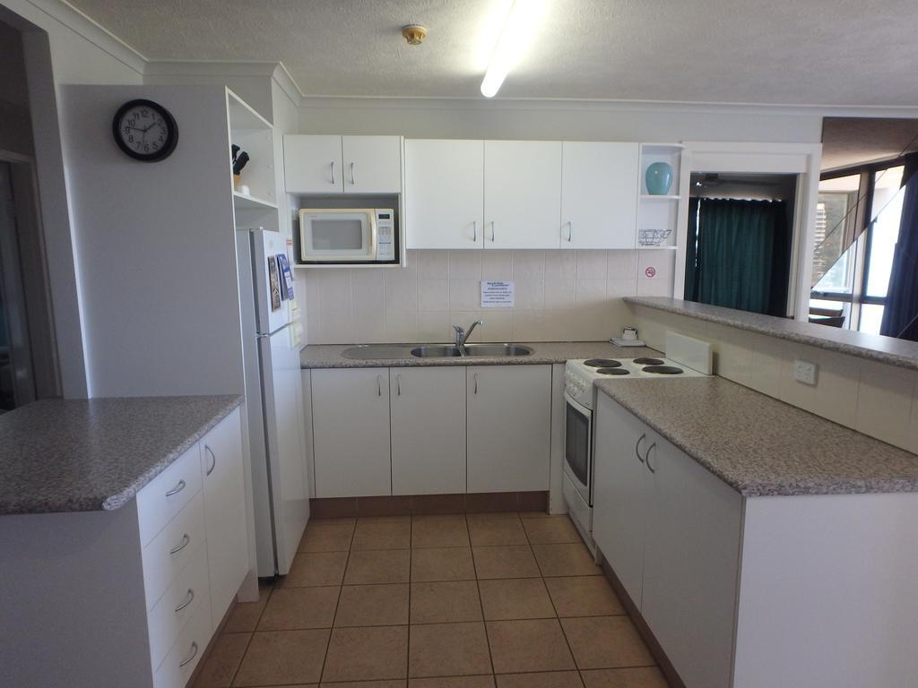 Burleigh Gardens North Hi-Rise Holiday Apartments Голд-Кост Номер фото