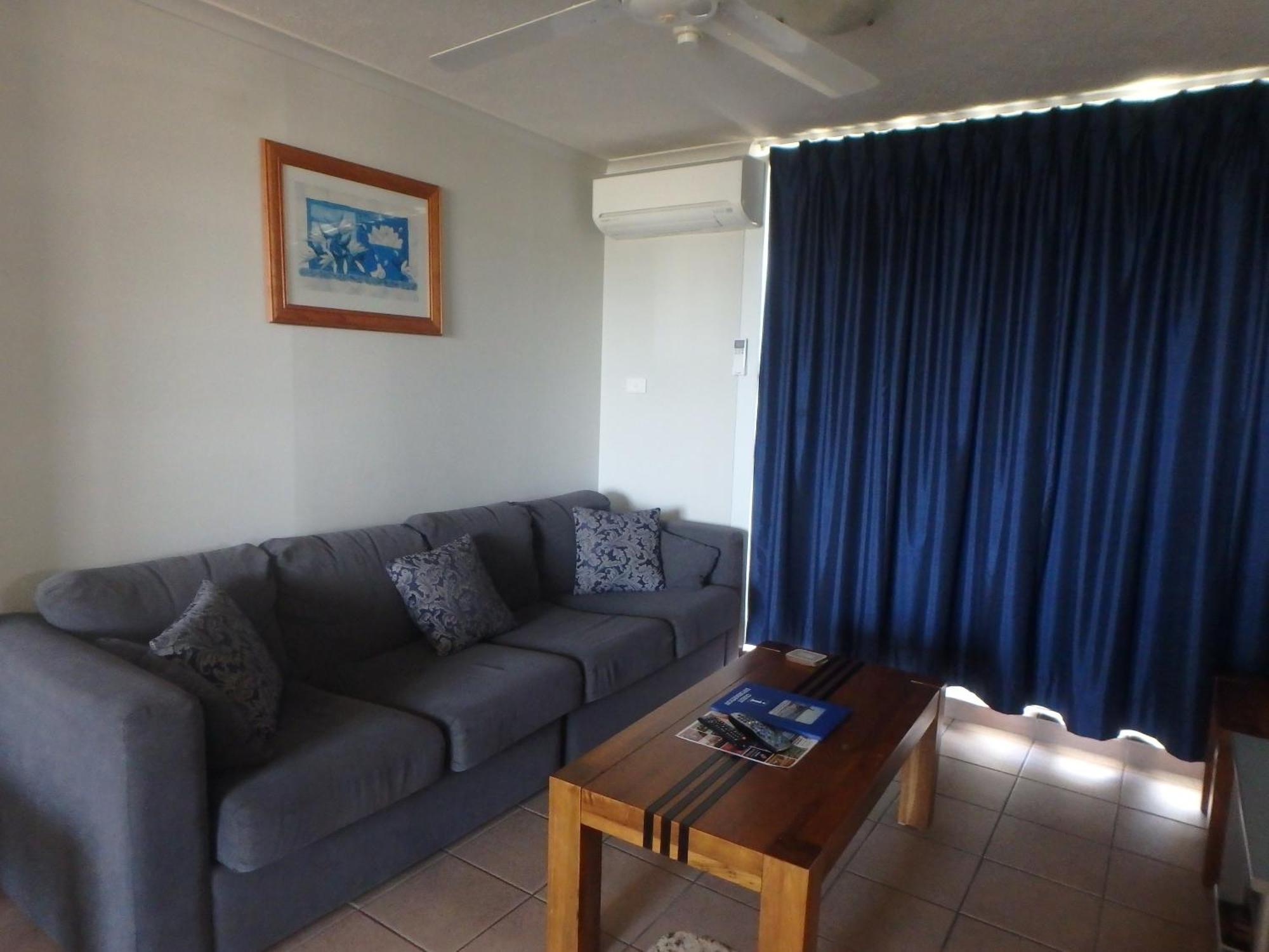 Burleigh Gardens North Hi-Rise Holiday Apartments Голд-Кост Номер фото